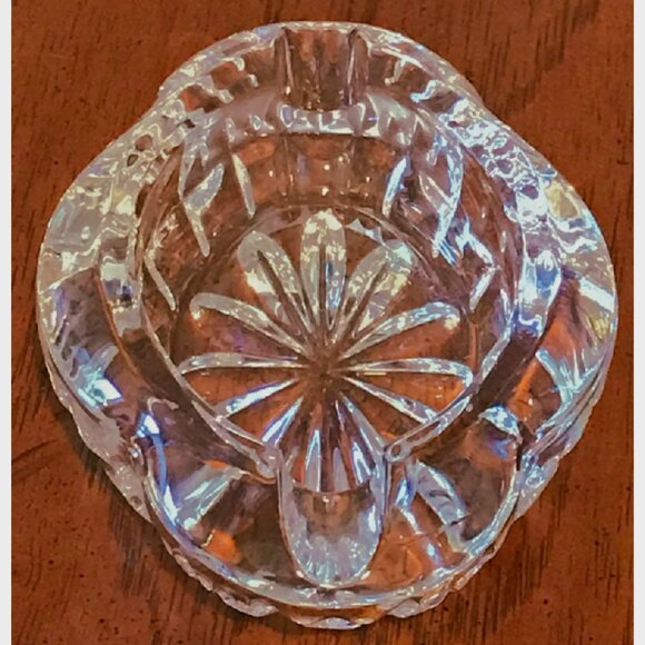Vintage Clear Glass Oval Glass Ashtray - Picture 4 of 6